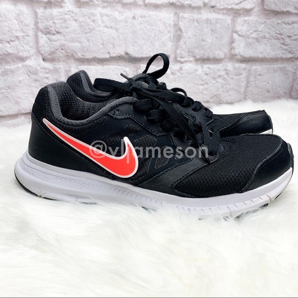 Nike Downshifter 6.0 Tennis Shoes - Picture 2 of 5